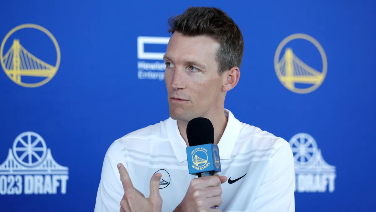 Mengapa Mike Dunleavy Klaim Warriors Menambah Bintang Bergaji Besar 'Hampir Mustahil'