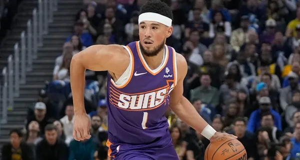 Devin Booker Diperkirakan Mendapatkan Tawaran Perpanjangan Kontrak $150 Juta Dari Suns