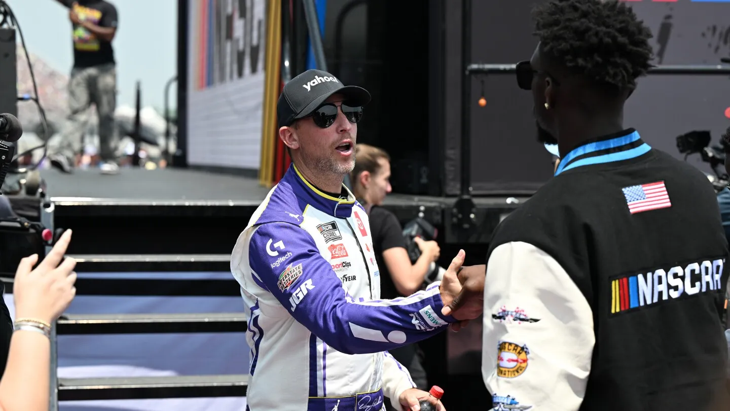 Kata Pengemudi di Michigan Setelah Balapan Piala Dimenangkan oleh Denny Hamlin